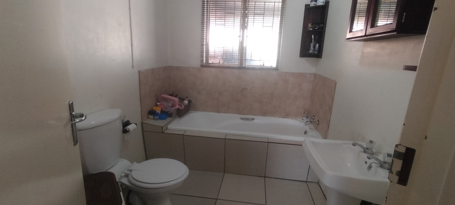 2 Bedroom Property for Sale in Uitsig Free State